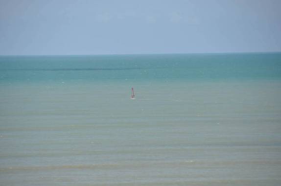 Wind surf solitário nos mares de Jericoacoara - CE